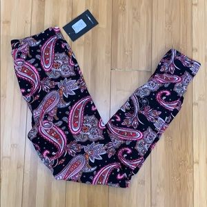 New Fashionnova Paisley Print Leggings Size OS